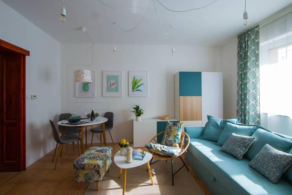 Teubel Apartman 2 Székesfehérvár Exterior foto